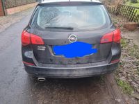 Gebraucht Opel Astra 100 PS (73 kW) 2012 Schwarz Kombi