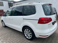 Gebraucht VW Sharan 140 PS (102 kW) 2012 Weiß Van / Kleinbus