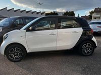 Second-hand Smart ForFour 71 CP (52 kW) 2017 Roșu Hatchback
