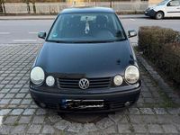 Gebraucht VW Polo 75 PS (55 kW) 2004 Grau Kleinwagen
