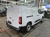 Używany Opel Combo-e Life 100 kW (136 KM) 2022 Biały Minivan