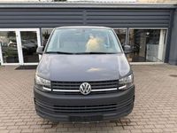 Gebraucht VW Transporter 140 PS (102 kW) 2015 Pure grey Van