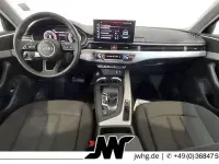 Gebraucht Audi A4 Ambiente 204 PS (150 kW) 2021 Navarrablau metallic (metallic) Kombi