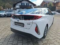 Gebraucht Toyota Prius 98 PS (72 kW) 2023 Weiß Kleinwagen