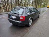 Gebraucht Audi A4 131 PS (96 kW) 2002 Schwarz Kombi