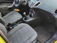 Gebraucht Ford Fiesta Titanium 82 PS (60 kW) 2012 Grün Kleinwagen