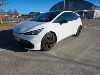 Używany Cupra Born 169 kW (231 KM) 2023 Biały Hatchback
