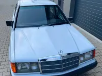 Gebraucht Mercedes 190 109 PS (80 kW) 1992 Weiß Limousine