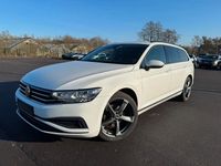 Gebraucht VW Passat Trendline 120 PS (88 kW) 2019 Weiß Limousine