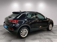 Gebraucht VW T-Roc Life 150 PS (110 kW) 2025 2t deep black perleffekt SUV