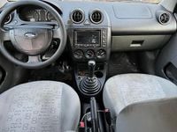 Gebraucht Ford Fiesta 80 PS (58 kW) 2002 Grau Kleinwagen