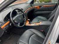 Gebraucht Mercedes E280 231 PS (169 kW) 2006 Silber Limousine