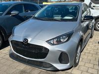 Neu Mazda 2 Center-Line 92 PS (67 kW) 2025 Silber Limousine