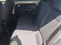 Usado VW up! IQ Drive 60 CV (44 kW) 2020 Plateado Utilitario
