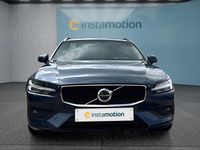 Gebraucht Volvo V60 Core 163 PS (119 kW) 2024 Blau Kombi