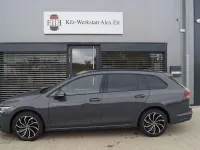 Gebraucht VW Golf VIII Life 116 PS (85 kW) 2023 Delfingrau metallic Kombi