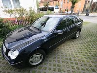 Gebraucht Mercedes 220 143 PS (105 kW) 2000 Blau Limousine