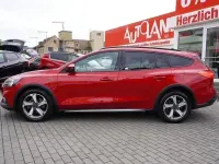 Gebraucht Ford Focus Active X 150 PS (110 kW) 2021 Rot Kombi