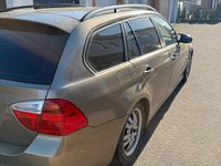 Gebraucht BMW 318 129 PS (94 kW) 2006 Gold Kombi