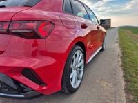 Gebraucht Audi A3 S-Line 150 PS (110 kW) 2024 Rot Limousine