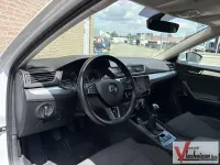 Gebraucht Skoda Superb Business Line 150 PS (110 kW) 2019 Weiß Limousine