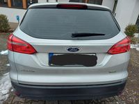 Gebraucht Ford Focus Business Edition 125 PS (91 kW) 2015 Silber Limousine