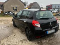 Gebraucht Renault Clio GrandTour 103 PS (75 kW) 2011 Schwarz Kombi