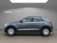 Second-hand VW T-Roc Style 150 CP (110 kW) 2023 Gri SUV