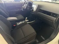 Gebraucht Mitsubishi Outlander P-HEV 135 PS (99 kW) 2021 Weiß SUV