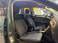 Gebraucht VW T-Roc Life 116 PS (85 kW) 2023 Petroleum blue metallic SUV