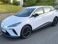 Gebraucht MG MG4 EV 125 kW (170 PS) 2023 Weiß Kleinwagen