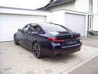 Gebraucht BMW M550 Performance 530 PS (389 kW) 2022 Blau Limousine
