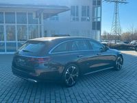 Gebraucht Mercedes E300 Advanced Plus 313 PS (230 kW) 2025 Metalliclack graphitgrau Kombi