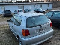 Gebraucht VW Polo 50 PS (36 kW) 1999 Silber Kleinwagen