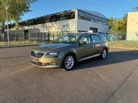 Gebraucht Skoda Superb 180 PS (132 kW) 2016 Grau Kombi