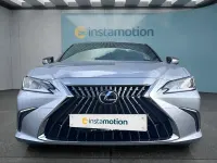 Neu Lexus ES300H Business Edition 218 PS (160 kW) 2026 Silber Limousine