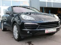 Gebraucht Porsche Cayenne Diesel 239 PS (175 kW) 2010 Tiefschwarzmetallic SUV