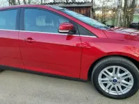 Gebraucht Ford Focus 150 PS (110 kW) 2014 Rot Kombi