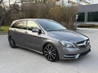 Gebraucht Mercedes B200 136 PS (100 kW) 2012 Braun Van / Kleinbus