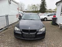 Gebraucht BMW 318 129 PS (94 kW) 2006 Schwarz Kombi