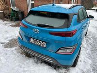 Gebraucht Hyundai Kona 100 kW (136 PS) 2021 Blau SUV