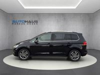 Gebraucht VW Touran Highline 150 PS (110 kW) 2024 Deep black perleffekt Van / Kleinbus