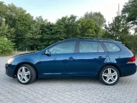 Gebraucht VW Golf VI Comfortline 105 PS (77 kW) 2011 Blau Kleinwagen
