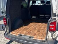 Gebraucht VW Transporter 150 PS (110 kW) 2018 Weiß Van