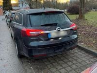 Gebraucht Opel Insignia 140 PS (102 kW) 2014 Schwarz Kombi