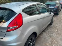 Gebraucht Ford Fiesta 90 PS (66 kW) 2009 Grau Kleinwagen