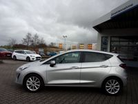 gebraucht Ford Fiesta Titanium *Navi, PPS, WP, GJR, DAB, LED*