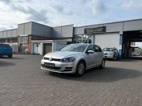 Gebraucht VW Golf VII Trendline 110 PS (80 kW) 2016 Silber Limousine