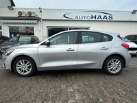 Gebraucht Ford Focus Cool & Connect 95 PS (69 kW) 2021 Silber Limousine