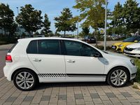 Gebraucht VW Golf VI 105 PS (77 kW) 2012 Weiß Kleinwagen